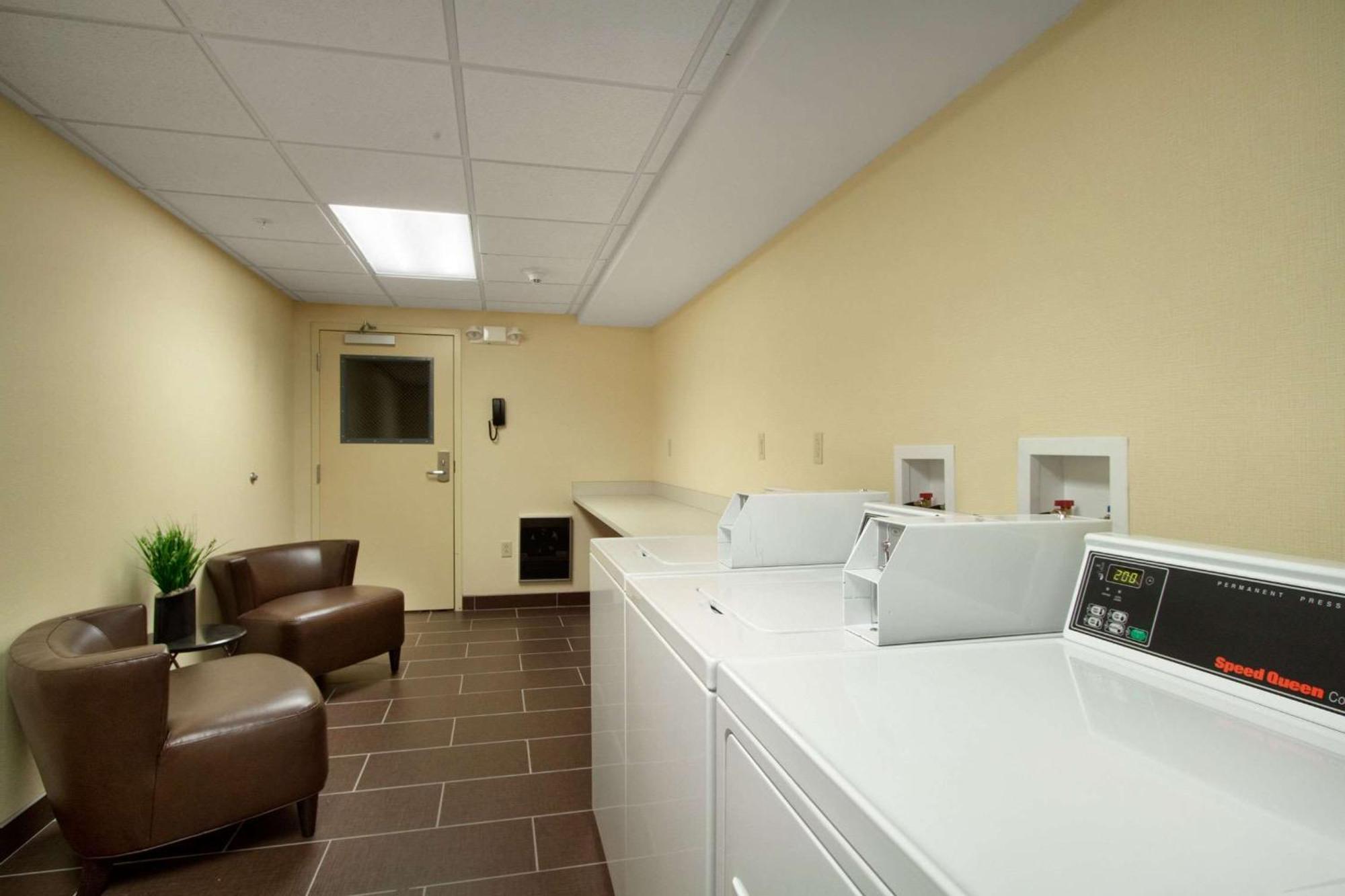 Homewood Suites By Hilton Rochester/Greece, Ny Exterior photo